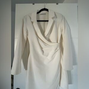 Abercrombie & Finch White Wrap front blazer dress.